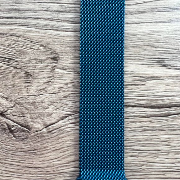 NEW BAND BLUE Milanese Stainless For Apple Watch - Picture 3 of 5